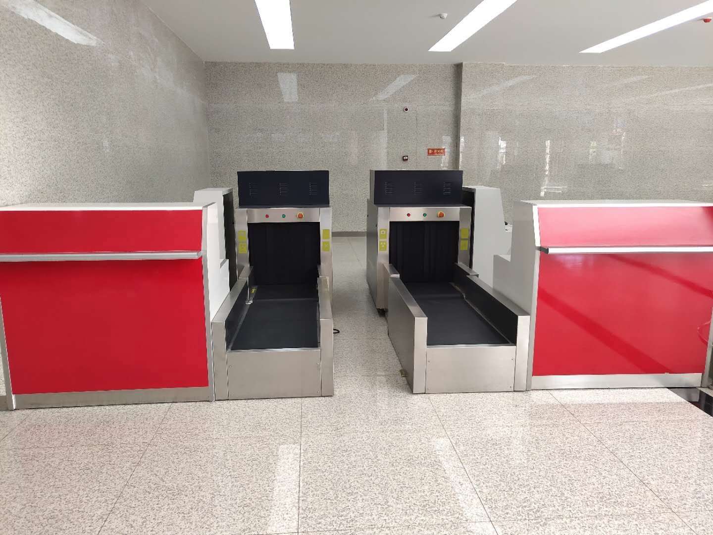 安检机